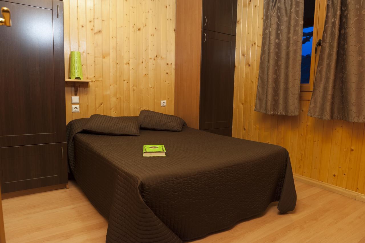 La Noguera Camping Sant Llorenç de Montgai Kültér fotó