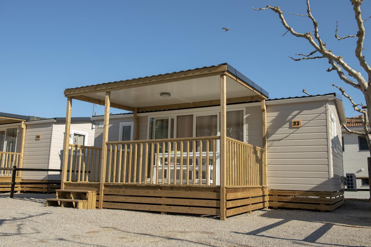La Noguera Camping Sant Llorenç de Montgai Kültér fotó