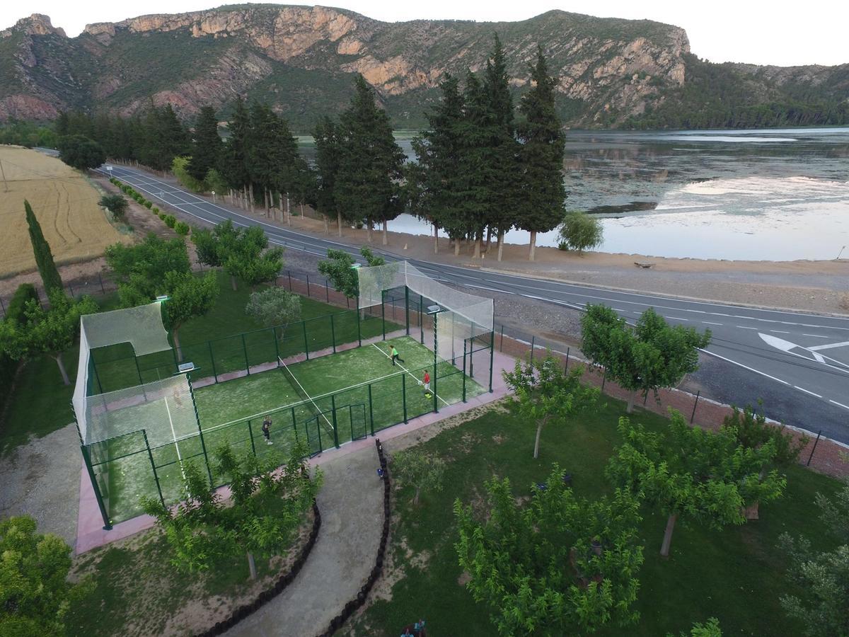 La Noguera Camping Sant Llorenç de Montgai Kültér fotó